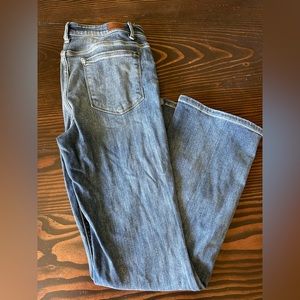 Judy Blue Jeans- Mid Rise- Bootcut 11/30